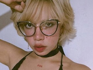 Toy sex shows AmelieMari